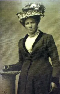 Elizabeth Ruff, family portrait